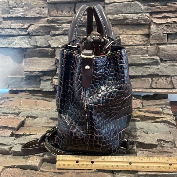 Dooney & Bourke Small City Barlow. Croc Embossed. Brown. EUC - Picture 8 of 15